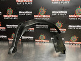 04 - 06 PONTIAC GTO FRONT DRIVER LH INNER FENDER WELL LINER OEM 92081645 #987