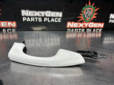 2016 FORD MUSTANG GT RH EXTERIOR DOOR HANDLE WHITE OEM #1112