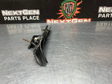 05-13 C6 CORVETTE RF PASSENGER SIDE FENDER TO BUMPER BRACKET 15230685 #1110