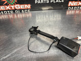 08 - 09 PONTIAC G8 LH DRIVER SIDE SEAT BELT BUCKLE RECEIVER 92204562 OEM #1036