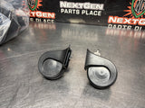 2012 CAMARO SS HORN LEFT LH AND RIGHT RH HORNS OEM #1372