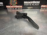 08 - 09 PONTIAC G8 GAS PEDAL OEM 92213646 #1423