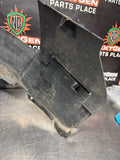 04 - 06 PONTIAC GTO FRONT DRIVER LH INNER FENDER WELL LINER OEM 92081645 #1438