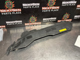 2004 PONTIAC GTO RADIATOR UPPER COVER BAFFLE OEM 92160585 #1167