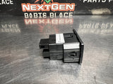 2016 FORD MUSTANG CENTER CONSOLE USB AUX PORT GR3T-14F014-AA OEM #1532