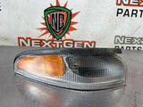 97-04 C5 CORVETTE FRONT RH TURN SIGNAL MARKER LIGHT OEM 16523618 #651