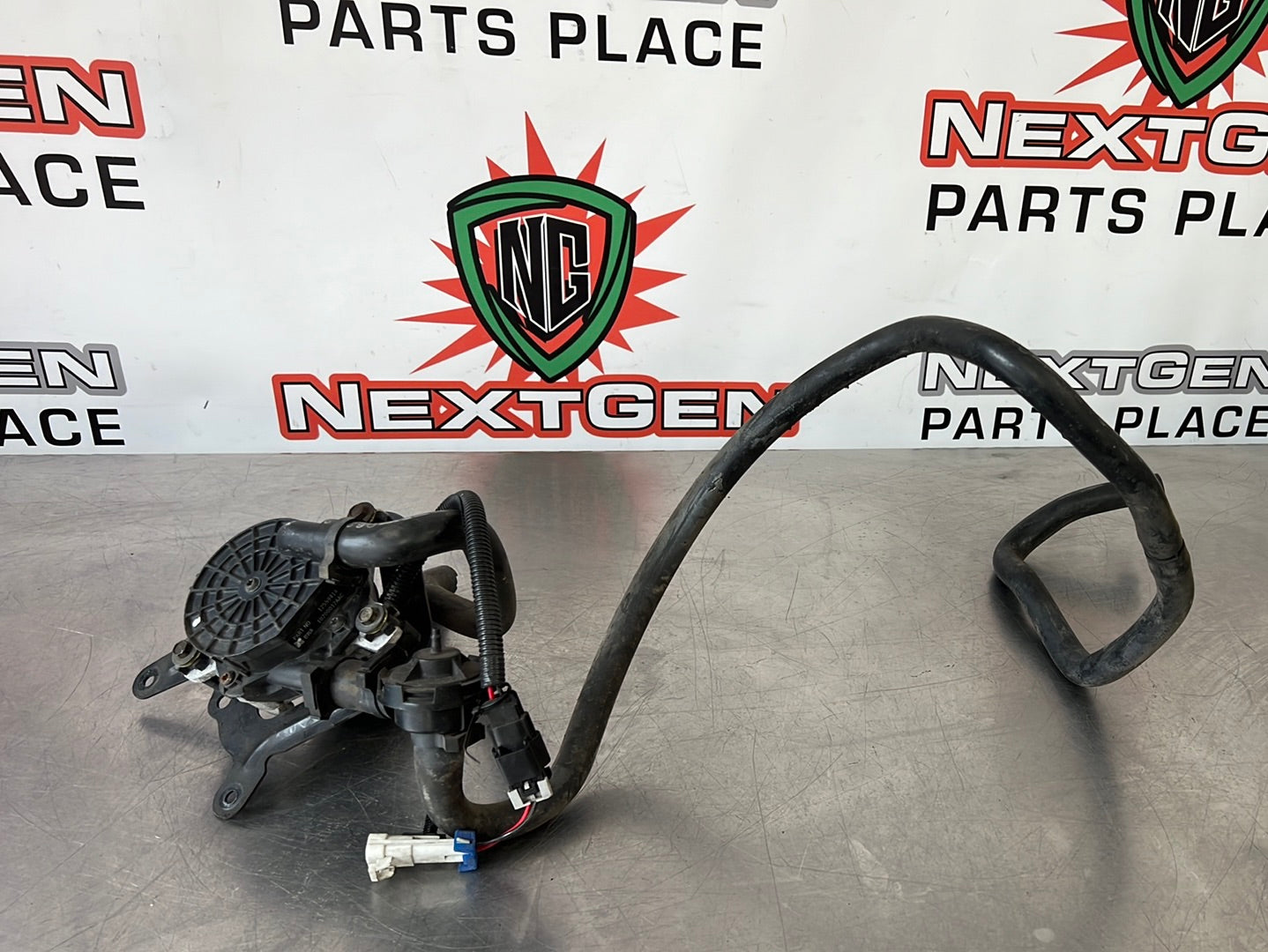 2000 C5 CORVETTE SECONDARY AIR SMOG PUMP OEM 252 NextGenPartsPlace