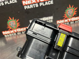 04 - 06 PONTIAC GTO CENTER DASH AC VENT HAZARD LIGHT OEM 92084219 #1025