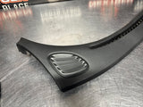 05 PONTIAC GTO RH DASH COWL DEFROST VENT TRIM PANEL OEM 92105079 #1269