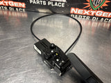 05 - 13 C6 CORVETTE RH PASSEGER DOOR LATCH ACTUATOR W/ RELEASE BLACK OEM #1409