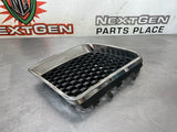 08-09 PONTIAC G8 GT RH PASSENGER SIDE KIDNEY GRILLE OEM 92201781 #555