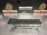 2004 PONTIAC GTO HOOD FUSE BOX COVER LID OEM 92169852 #1027