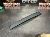 04 -06 PONTIAC GTO EXTERIOR B PILLAR WINDOW TRIM RH SIDE 92093112 OEM #1522