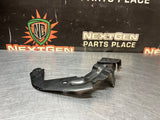 2021 CAMARO SS 10L80E AUTOMATIC SHIFTER CABLE BRACKET 84122093 OEM #1556