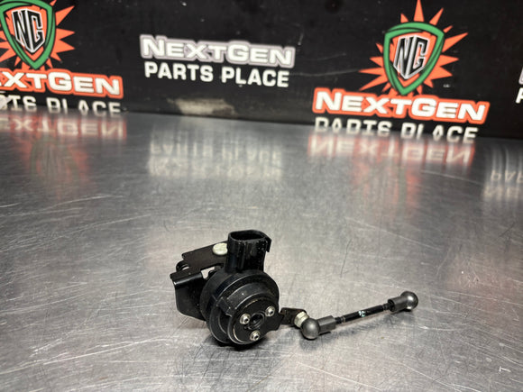 14-19 C7 CORVETTE RIDE HEIGHT CONTROL SENSOR LH FRONT OEM 23110567 #1181