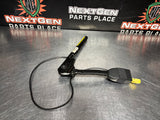 04-06 PONTIAC GTO RH PASSENGER FRONT SEAT BELT PRE TENSIONER BUCKLE OEM #1043