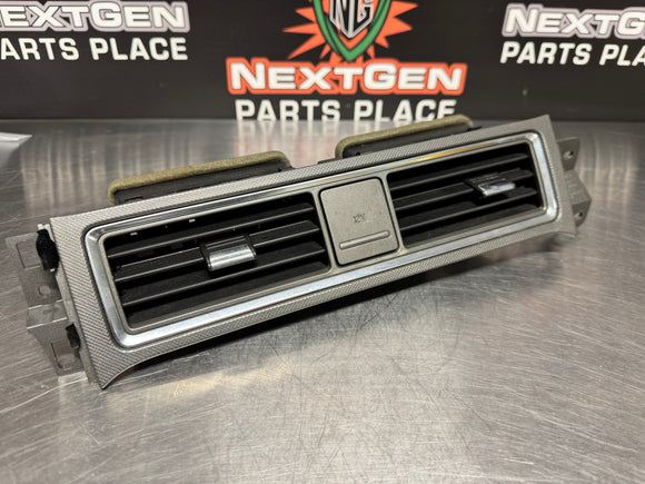 10-14 FORD MUSTANG GT CENTER AC HEATER AIR VENT OEM AR33-19C681-A #706