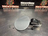 08 - 09 PONTIAC G8 FUEL DOOR GAS CAP COVER LID ASSEMBLY SILVER OEM 92213014 #825