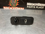 2021 FORD MUSTANG CONSOLE USB READER MODULE AND 12V LIGHTER SOCKET #1147