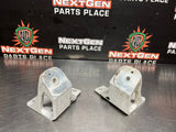 97-04 C5 CORVETTE MOTOR MOUNT BRACKETS 10260642 10260643 OEM #964