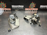 2007 C6 CORVETTE OEM FRONT SEAT BELTS DRIVER / PASSENGER LIGHT GREY #998