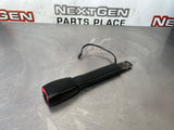 1997-2004 C5 CORVETTE SEAT BELT RECEIVER BLCK LH OEM #581