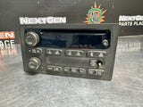 2004 CHEVY SILVERADO K2500 6.6 RADIO CD PLAYER OEM 15104155 #859