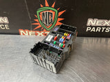 2017 GMC SIERRA 2500 RH DASH FUSE BOX 23443946-02 #1240