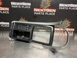 2004 PONTIAC GTO CENTER CONSOLE SHIFTER BEZEL TRIM PANEL OEM 92166193 #987