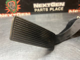 2006 GMC SIERRA GAS PEDAL 15233970 OEM #1174