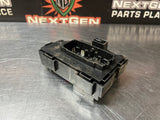 2011 SILVERADO 2500 FUSE JUNCTION BOX 20828608 OEM #1268