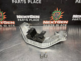 04-06 PONTIAC GTO TRANSMISSION T56 6 SPEED CROSSMEMBER OEM 92059842 #1293