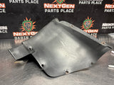 2001 C5 CORVETTE FRONT FENDER WHEEL LINER RH PASSENGER SIDE OEM 10298464 #1433