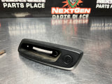 04-06 PONTIAC GTO RH SIDE SEAT RECLINE LEVER OEM #987