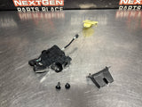 2010 CAMARO SS INSIDE TRUNK RELEASE WITH LATCH OEM 13501988 #1547