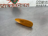 04-06 PONTIAC GTO RH LH FRONT BUMPER MARKER LIGHT 92123872 #693