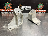 04-06 PONTIAC GTO MOTOR MOUNT BRACKETS USED 10260642 92056790 OEM #W421