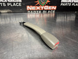 1997-2004 C5 CORVETTE RH SEAT BELT RECEIVER SHALE OEM #1289