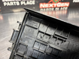 2013 FORD MUSTANG GT FUSE BOX RELAY MODULE COVER LID OEM 6E5T-14A003-AB #1298