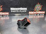 2015 CAMARO SS POSITIVE BATTERY CABLE JUNCTION BOX TOP COVER OEM 92237267 #1539