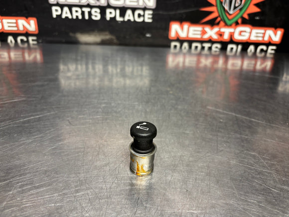 97-04 CORVETTE C5 CENTER CONSOLE RADIO BEZEL LIGHTER OEM #1159