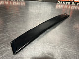 04 -06 PONTIAC GTO EXTERIOR B PILLAR WINDOW TRIM RH SIDE 92093112 OEM #901
