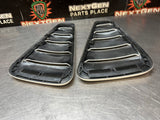 2013 FORD MUSTANG GT EXTERIOR REAR WINDOW LOUVERS WHITE OEM #1588