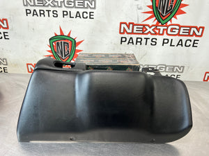 97-04 C5 CORVETTE KNEE BOLSTER DRIVER LH SIDE OEM BLCK 10426428 #581