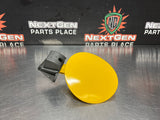 04-06 PONTIAC GTO FUEL GAS DOOR ASSEMBLY YELLOW JACKET OEM 92119899 #987