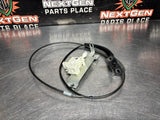 04 - 06 PONTIAC GTO FUEL DOOR RELEASE ASSEMBLY 92210031 OEM #1438