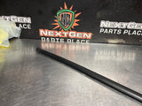 04-06 PONTIAC GTO PASSENGER SIDE RH DOOR TO WINDOW WEATHER STRIP SEAL OEM #1269