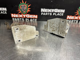 04-06 PONTIAC GTO MOTOR MOUNT BRACKETS USED 10260642 92056790 OEM #W421