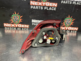 08 - 09 PONTIAC G8 RH PASSENGER TAIL LIGHT BRAKE LIGHT OEM #1178