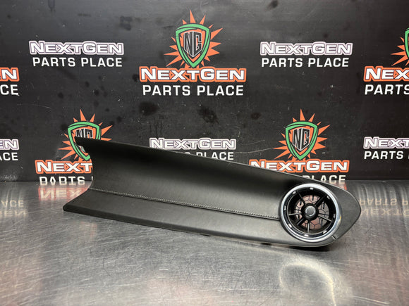 2019 CAMARO SS PASSENGER DASH TRIM COVER BEZEL GRAY STITCH OEM 84124221 #1126